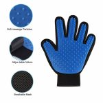 فرشاة على شكل قفاز للاستخدام مع القطط والكلاب - الصورة 2