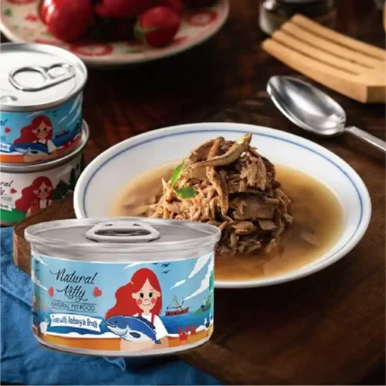 ناتشورال كيتي طعام رطب للقطط بالتونا والانشوجي مع المرق 80 جرام