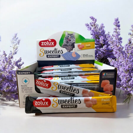 Zolux Sweeties Creamy Stick For Cat chickens 48 pcs x 14g/box