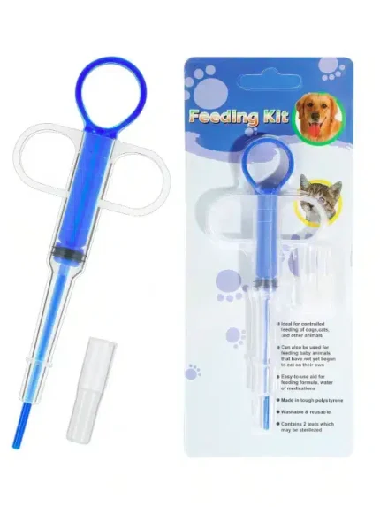 حقنة تغذية وحبوب للقطط والكلاب