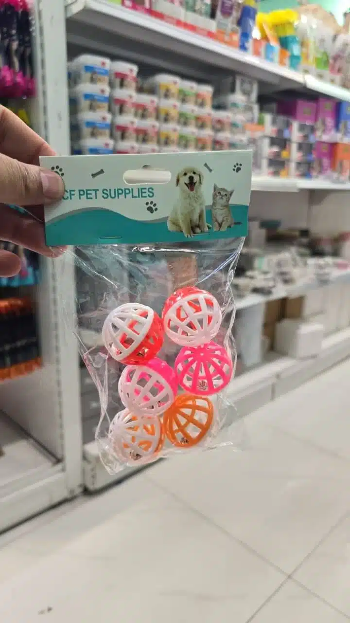 كور بجرس للقطط والكلاب 6 حبات