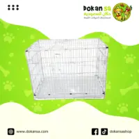 قفص حديدي للحيوانات وسط الوان متعددة