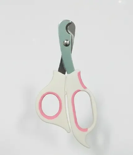 مقص للقطط والكلاب